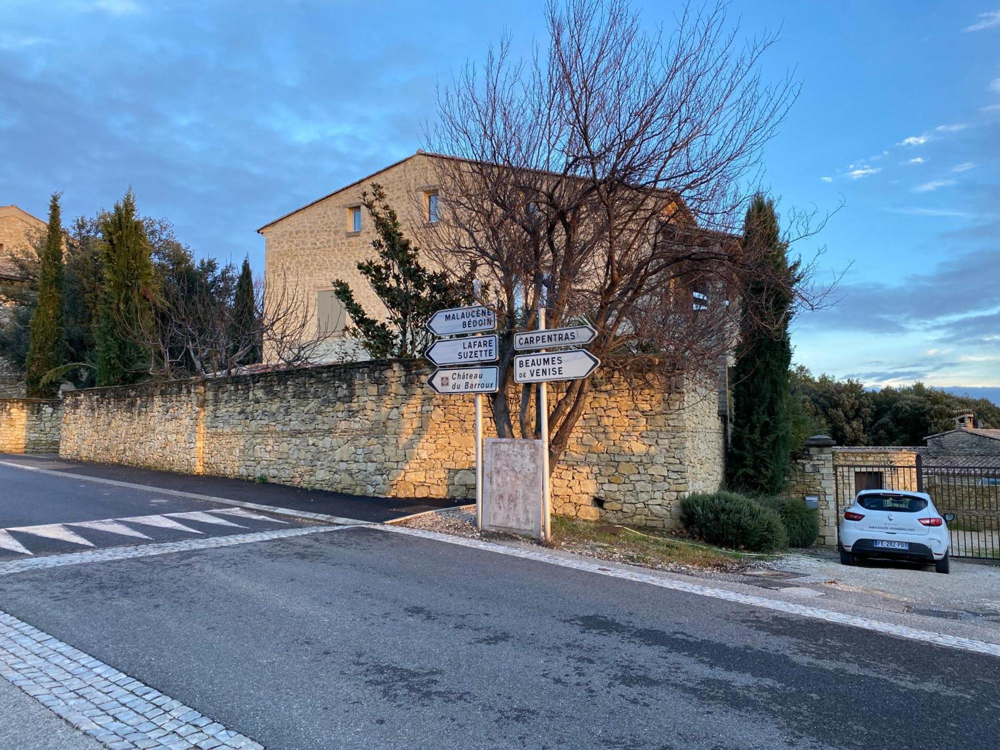 Les-Pepites-De-Badou Presentent La Graviere Le Barroux ภายนอก รูปภาพ
